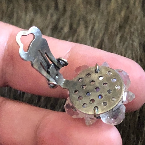 Vintage 60s aurora borealis bead cluster earrings - Picture 5 of 5